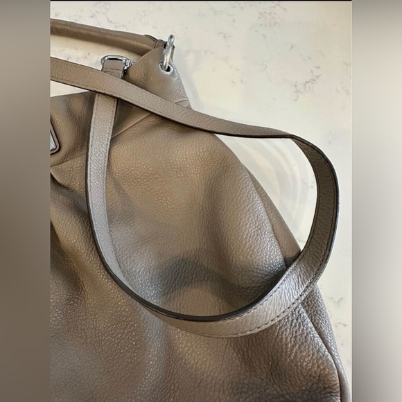 Marc Jacob’s Hilliar Hobo Bag - Picture 5 of 6